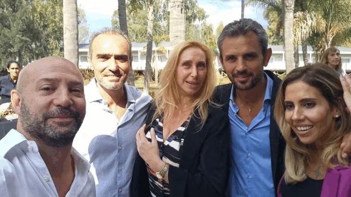La secretaria general de la presidencia, Karina Milei, junto a Diego Spanuolo, Lule Menem y Martín Menem.