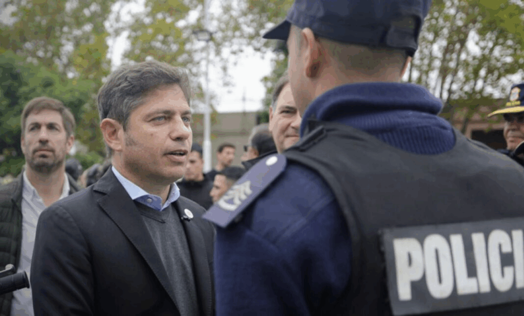 El gobernador, Axel Kicillof, responsable a Javier Milei por los episodios de violencia en el cierre de campaña de La Libertad Avanza en Moreno.
