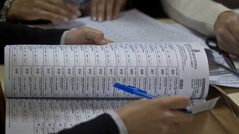 Las personas que no estén en el padrón definitivo no podrán votar este domingo.