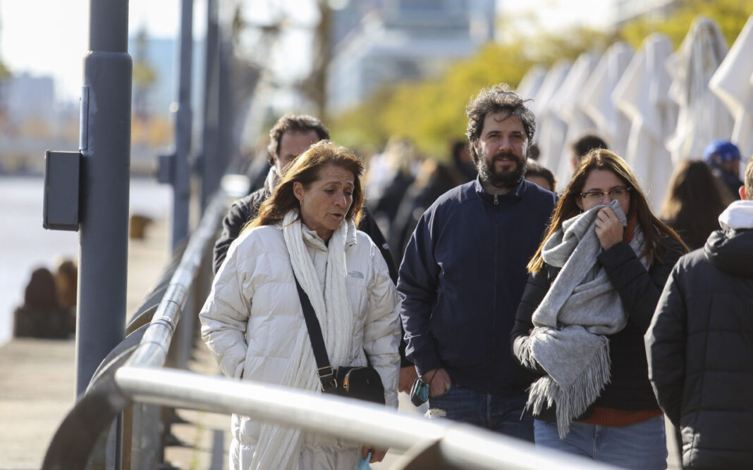 Sin paraguas, pero con campera de abrigo. Cómo estará el clima en la provincia de Buenos Aires durante el día de las elecciones 2025.