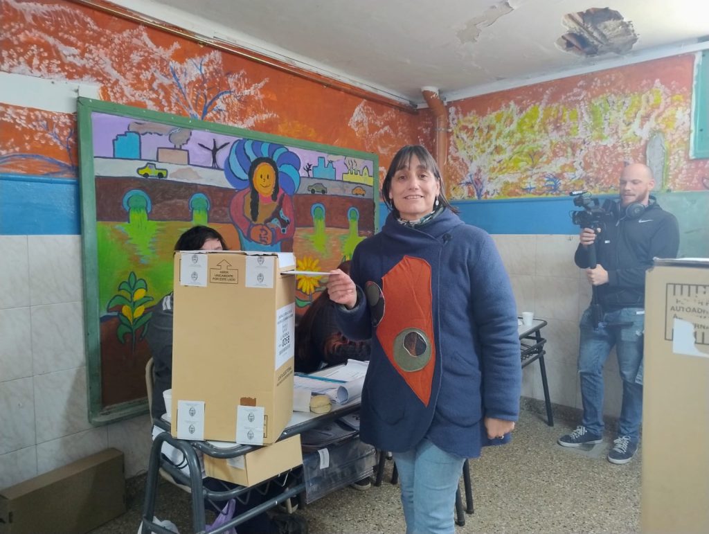 Rominá del Plá ya emitió su voto.