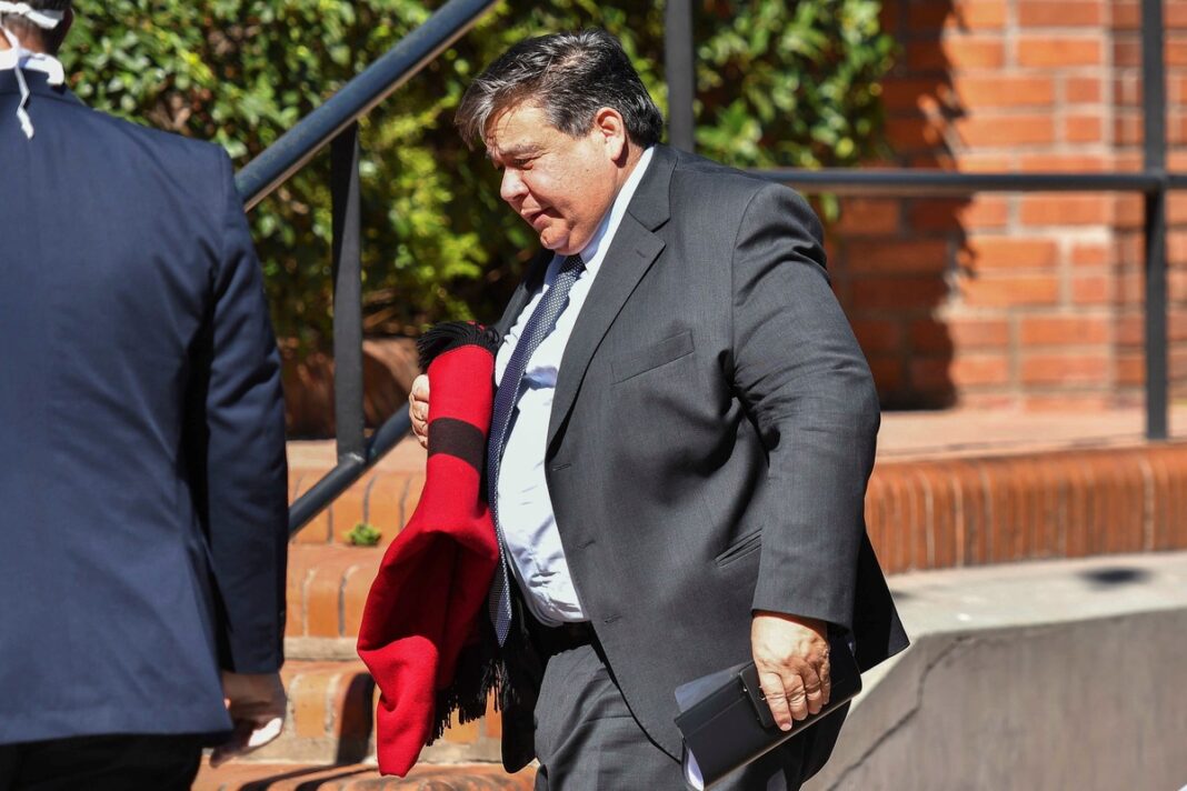 Con los resultados de las elecciones bonaerenses en mano, los intendentes candidatos empiezan a preparar a sus reemplazos para el recambio en diciembre.