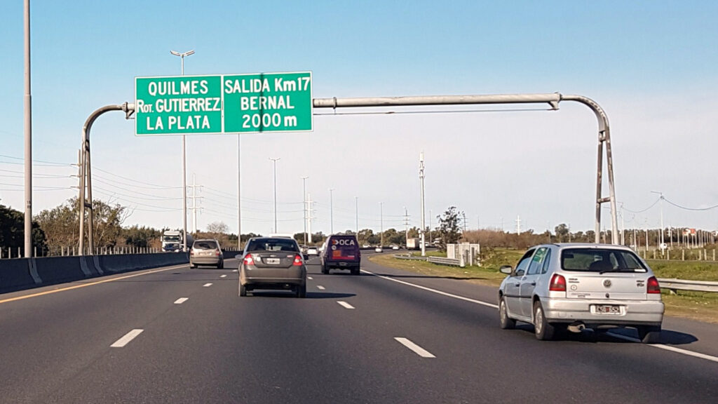 Con el respaldo del Gobierno bonaerense, la Autopista Buenos Aires - La Plata incorporará un cuarto carril en el tramo Acceso Sudeste - Hudson.