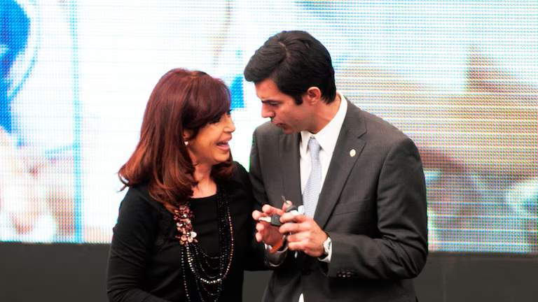 La ex presidenta Cristina Kirchner y el gobernador de Salta Juan Manuel Urtubey. 