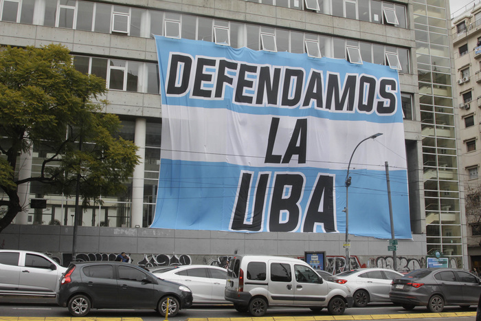 El rectorado de la UBA convocó a una conferencia de prensa en rechazo al veto presidencial sobre la Ley de Financiamiento Universitario.