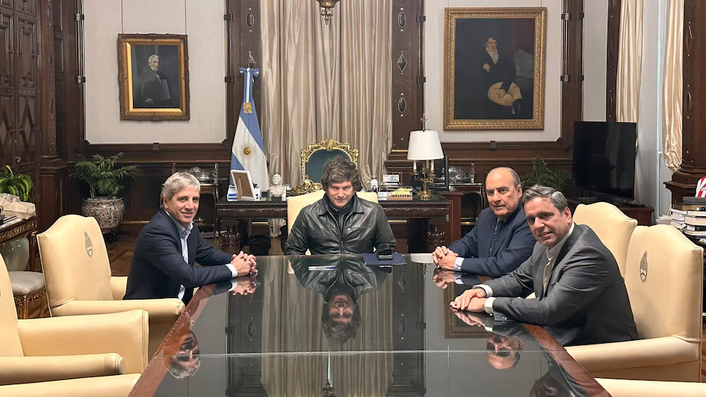 La presentación del gobierno nacional al nuevo ministro del Interior, Lisandro Catalán.