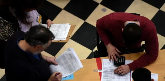 13 municipios de la provincia de Buenos Aires deberán aguardar al escrutinio definitivo para saber cómo terminaron sus elecciones 2025.