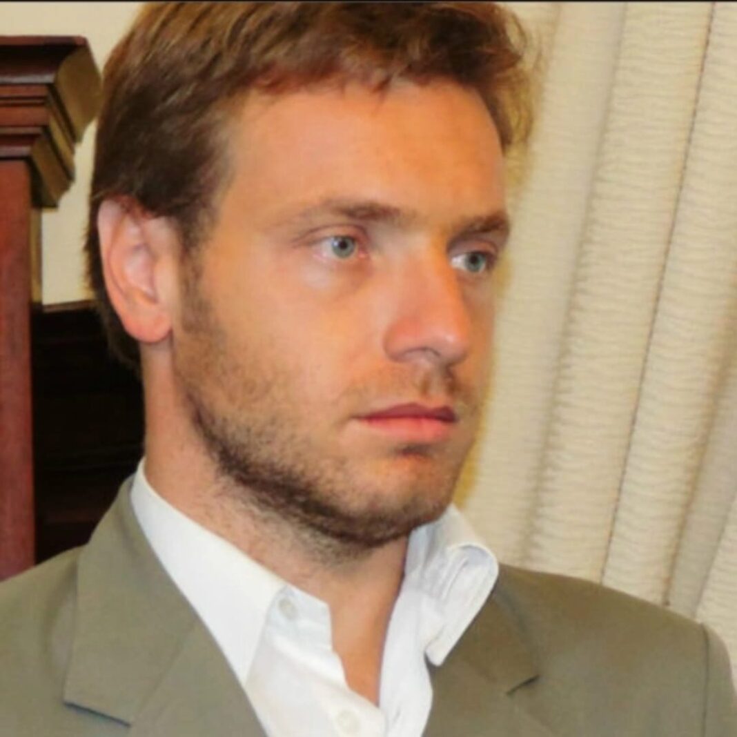 Ignacio Mateucci es candidato a diputado por la Segunda sección electoral, en la lista de Hechos. Entérate cómo ingresó a la política, sus propuestas, qué piensa del futuro de la provincia y más. Todo, en este mano a mano para la sección Soy tu Candidato 2025.