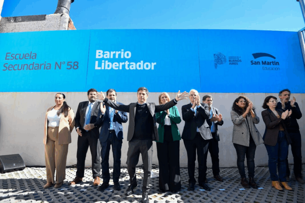 El gobernador bonaerense, Axel Kicillof, relanzó la campaña de cara a octubre junto al primer candidato a diputado nacional de Fuerza Patria, Jorge Taiana.