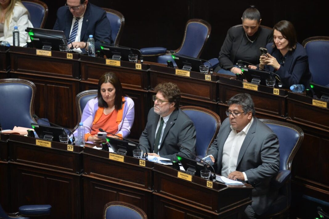 Diputados del bloque UCR + Cambio Federal reclamaron al oficialismo acelerar el tratamiento de los proyectos de ley para prevenir la ludopatía infantil.
