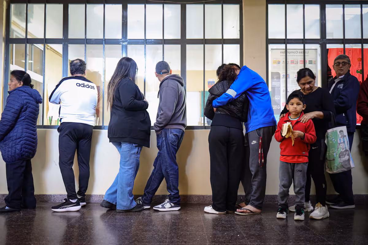 La Junta Electoral bonaerense dispuso un horario para dar a conocer los resultados parciales de las elecciones 2025 y reglamentó el cierre de mesas.