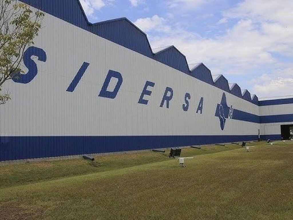 La empresa Sidersa comenzó este lunes la construcción de la nueva acería en el municipio bonaerense de San Nicolás.