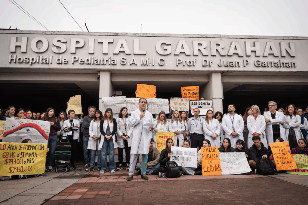 El Ministerio de Salud designó al nuevo representante del Consejo de Administración del Garrahan y aceptó la renuncia del anterior.