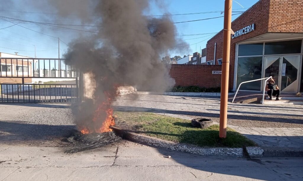 
Así se encuentran las inmediaciones de Anselmo, luego de que los trabajadores fueran comunicados sobre la quiebra.