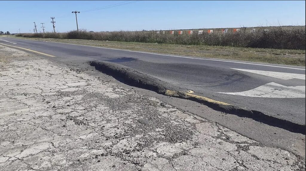 Nelson Sombra instó al Gobierno nacional a retomar las tareas de bacheo y cartelización en el tramo de la Ruta 3 que pasa por Azul.