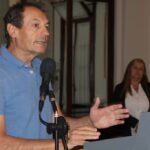 Denuncian penalmente al intendente de Carlos Casares por las inundaciones Productores rurales denunciaron al intendente Daniel Stadnik, y a los demás integrantes del Comité de Cuenca Subregión A3 por la inacción frente a las inundaciones.