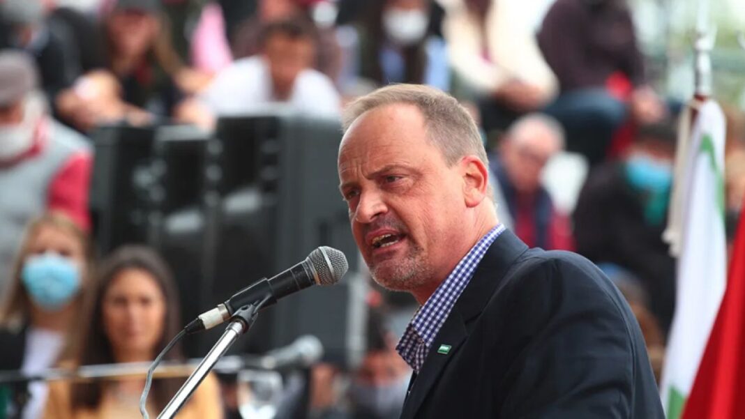 El vicepresidente de la CRA, Javier Rotondo, denunció que la breve eliminación de retenciones a las exportaciones de granos y carnes fue “un negociado”.