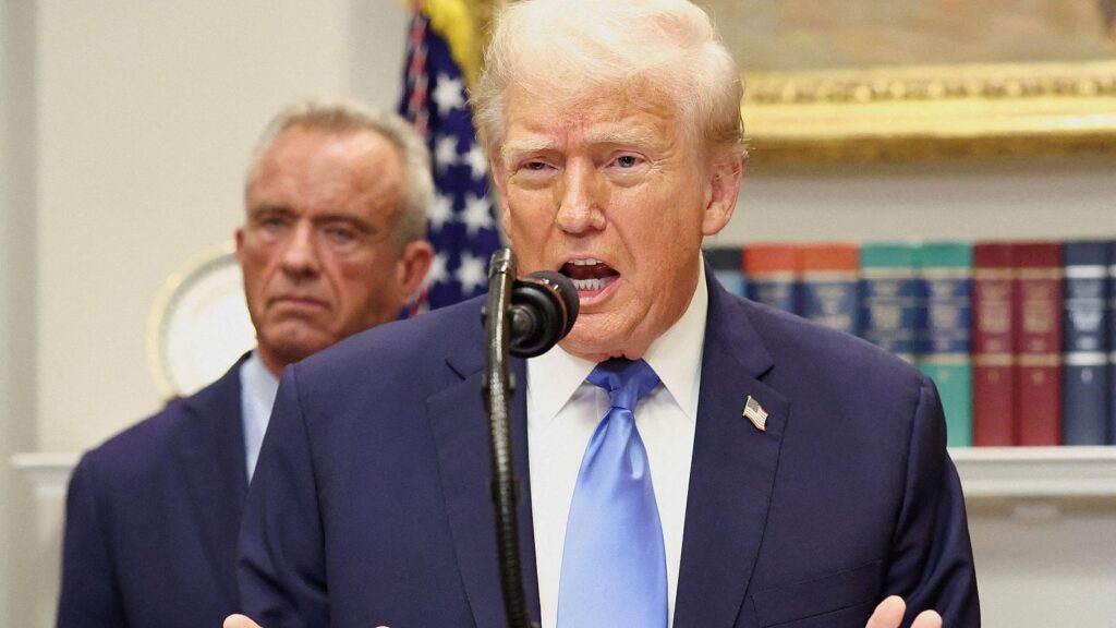 El presidente estadounidense, Donald Trump sorprendió al afirmar que el uso del paracetamol durante el embarazo podría tener una consecuencia directa en el nacimiento de niños con autismo.