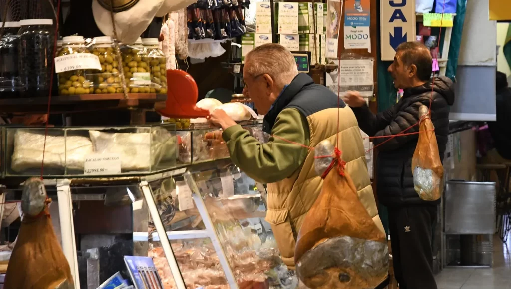 Eugenia Gil presentó un proyecto para garantizar la continuidad y el funcionamiento de los comercios de barrio en toda la provincia de Buenos Aires.