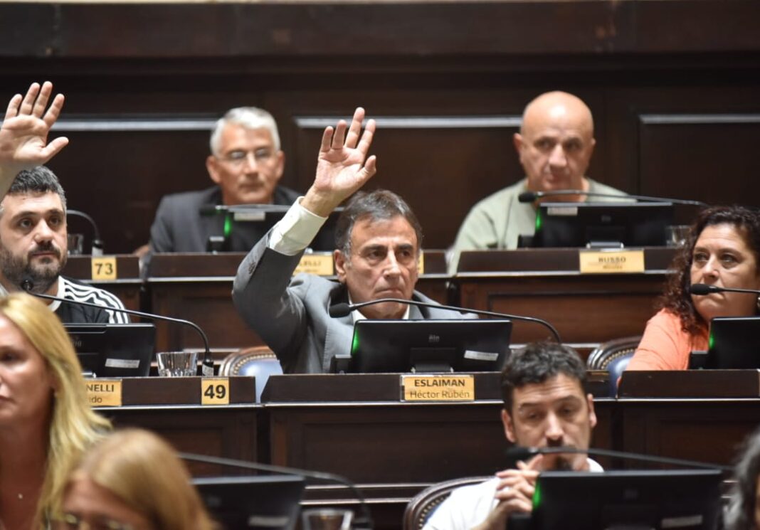 Rubén Eslaiman presentó un proyecto para reformar la Caja de psicólogos bonaerenses y garantizar la movilidad jubilatoria de los profesionales.