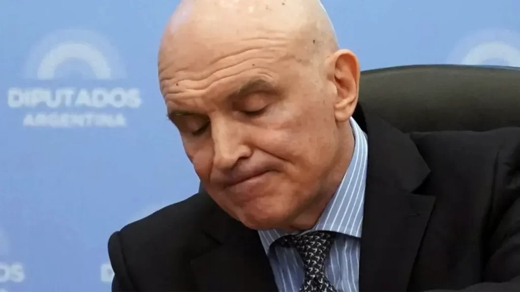 José Luis Espert fue imputado por la Justicia tras la denuncia de Juan Grabois por los U$D 200.000 que habría recibido de Fred Machado.