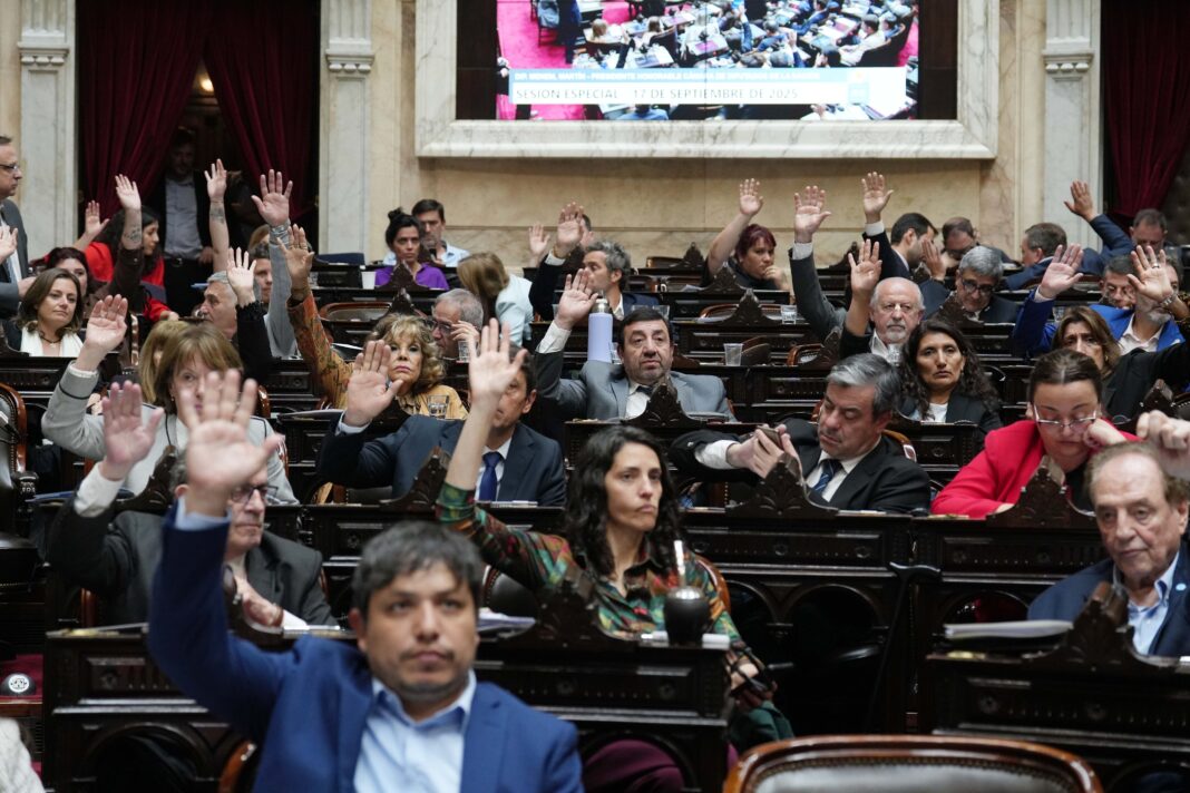 La Cámara de Diputados fijó las fechas para debatir el Presupuesto 2026 enviado por el Ejecutivo y convocó a Luis Caputo a dar explicaciones.