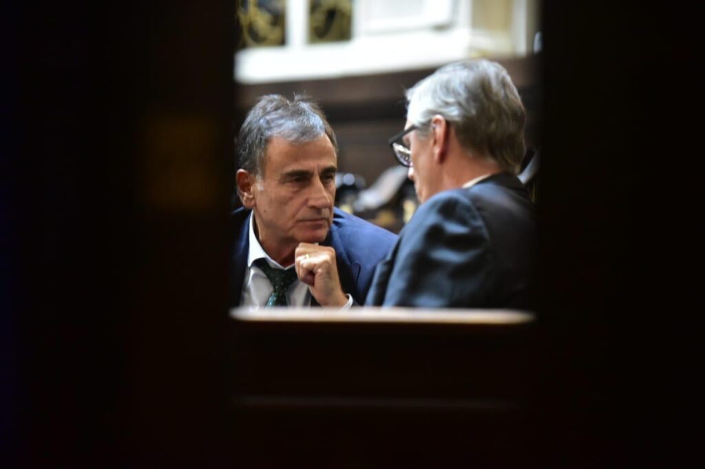 El peronismo sigue sin ponerse de acuerdo en ambas cámaras de la Legislatura bonaerense.