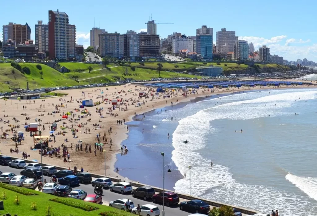 A pesar de la sorpresa de los turistas de último momento, el fin de semana largo en Mar del Plata no superó el 60% de la ocupación.
