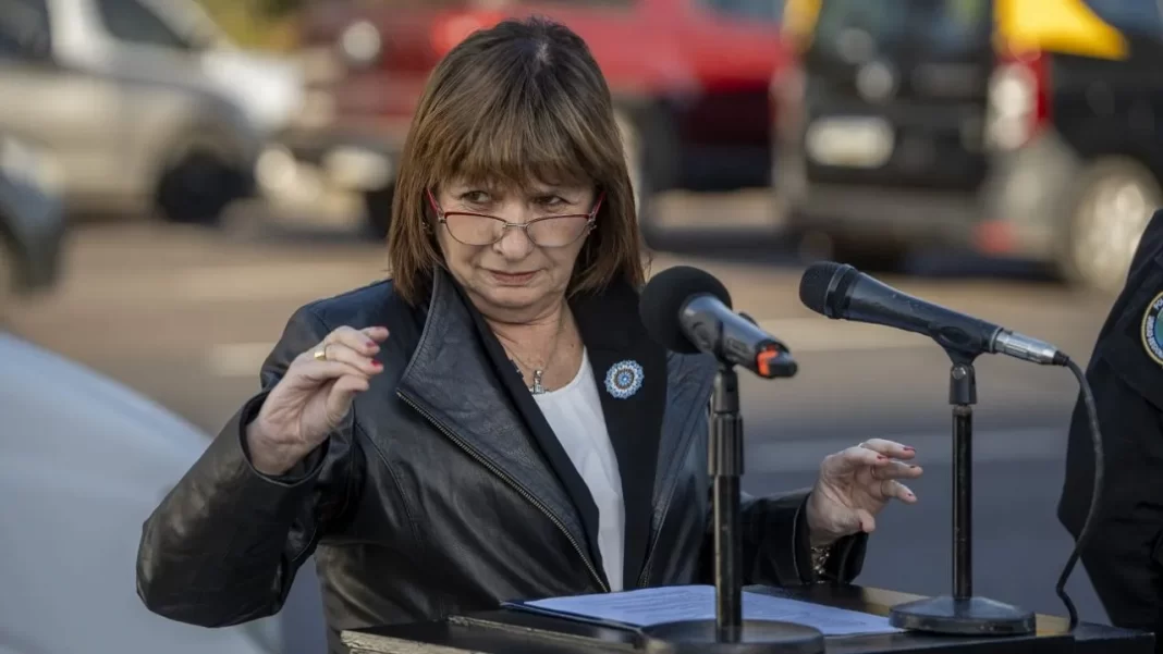 Patricia Bullrich presentó el Plan Paraná para reforzar el control fronterizo en la Hidrovía Paraguay–Paraná, con apoyo de las fuerzas federales.
