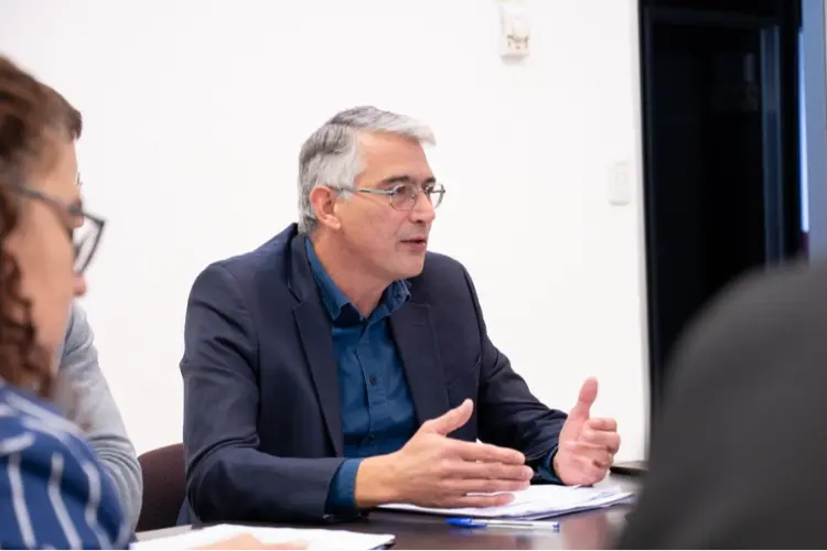 El diputado de Unión por la Patria (UxP), Carlos Puglelli celebró la realización del satélite Atenea, en pleno contexto de ajuste que impulsa el Gobierno nacional.