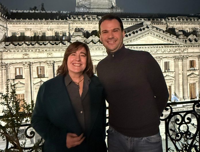 Los candidatos a diputados nacionales de la Coalición Cívica bonaerense, José Manuel López y Elsa Llenderrozas.