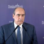 El Gobierno busca blindar a Francos con una interpelación “negociada” en el Congreso El Gobierno negocia una interpelación para evitar una moción de censura contra Guillermo Francos, tras la suspensión de la Ley de Discapacidad.
