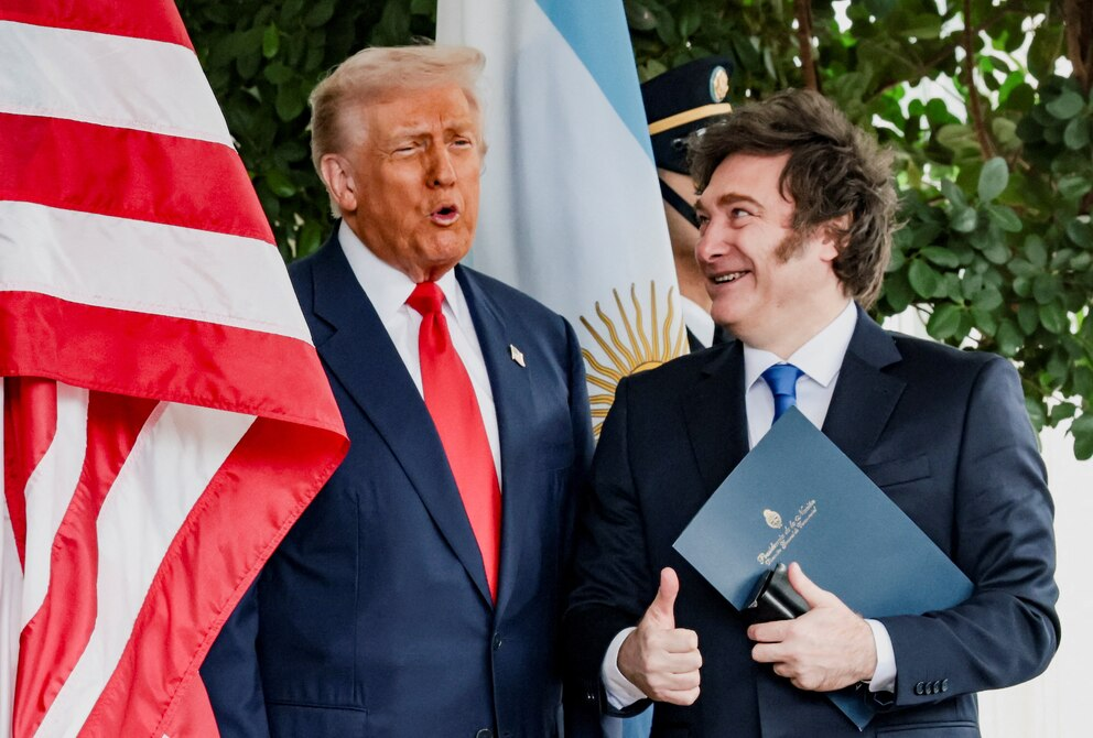 En marco de la reunión bilateral, Donald Trump puso reparos sobre el rescate económico al Gobierno de Javier Milei. 