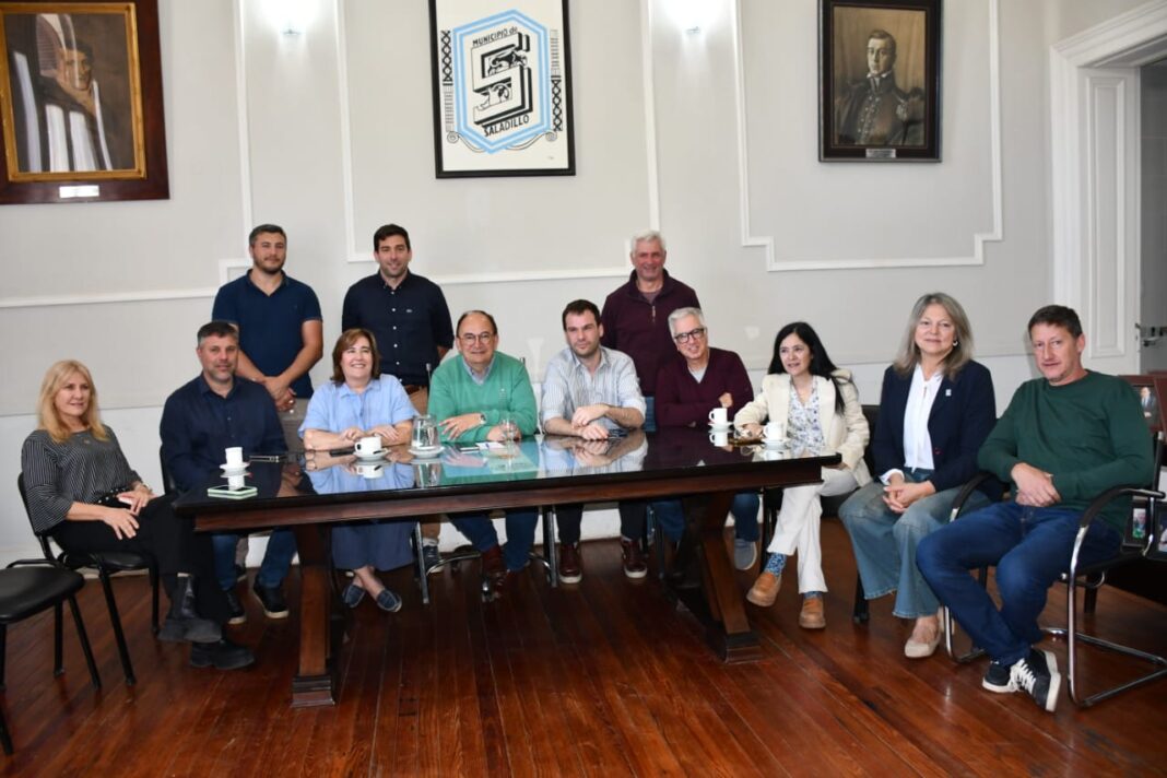 Intendentes radicales de la provincia de Buenos Aires expresaron su respaldo a la lista de diputados nacionales de la Coalición Cívica, que lidera Juan Manuel López.