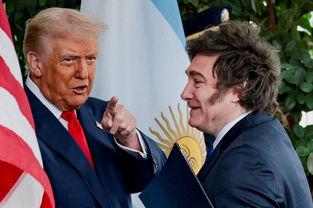 El bloque de senadores bonaerenses de Unión por la Patria rechazó los dichos de Trump y acusó a Milei de entregar la soberanía argentina.