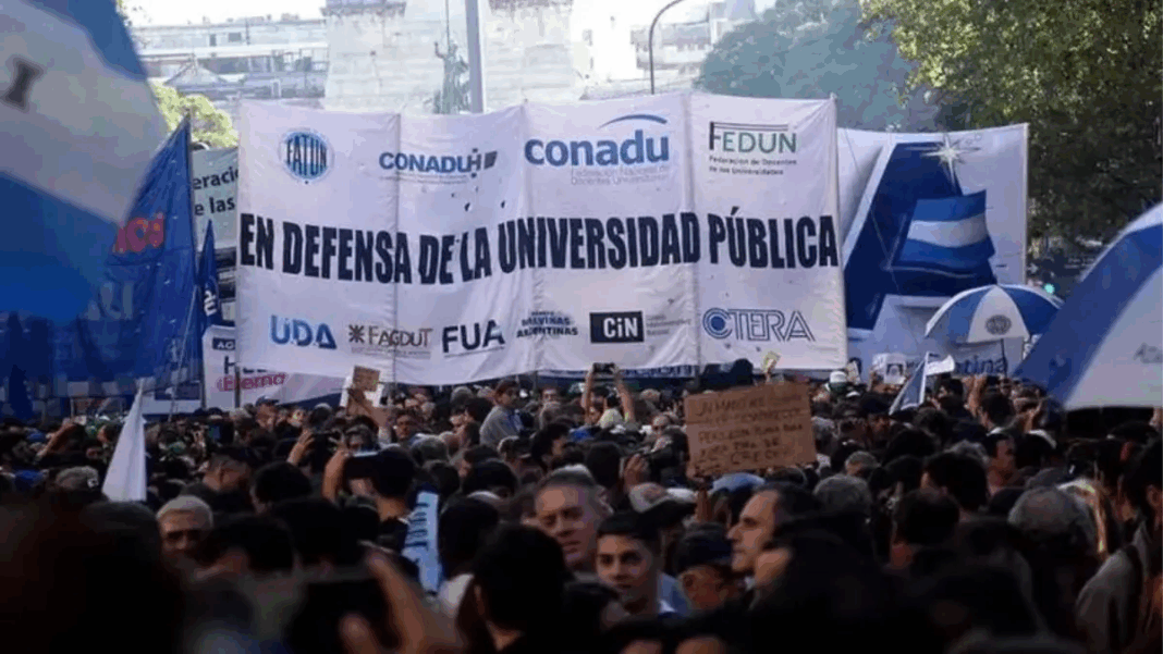 Federaciones confirmaron paro universitario si no se cumple el plazo legal previsto para reglamentar y aplicar la Ley de Financiamiento.