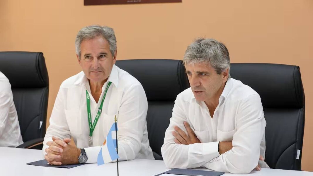 Desde el Ministerio de Economía anunciaron un plan de recompra de deuda con la participación de organismos multilaterales.