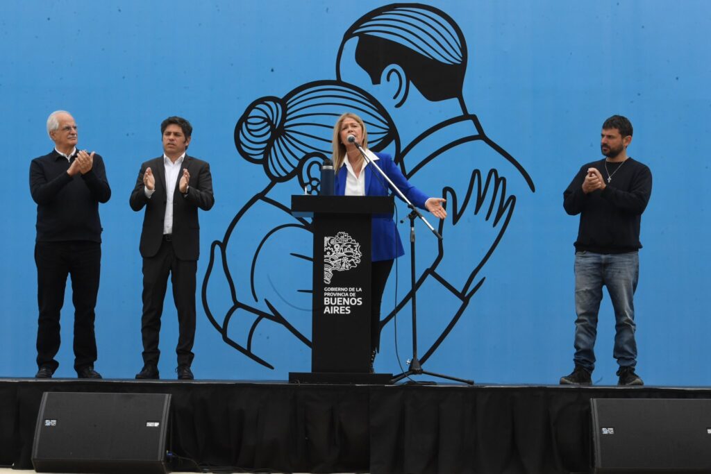 En el marco del Día de la Lealtad, la vicegobernadora Magario cuestionó el acuerdo entre la administración libertaria y los Estados Unidos.