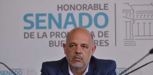 Los senadores bonaerenses de La Libertad Avanza advirtieron que la Ley Audiovisual de Kicillof es “otra caja política disfrazada de cultura”.