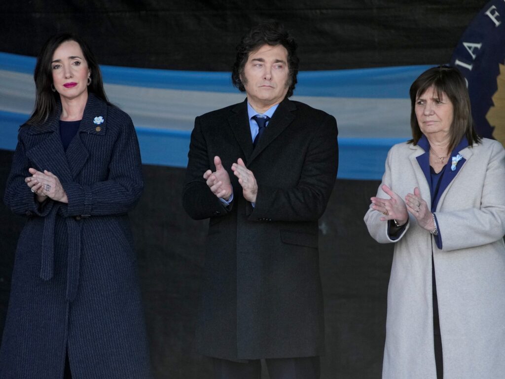 Patricia Bullrich puso "paños fríos" en el distanciamiento entre Javier Milei y Victoria Villarruel: "No es mi contrincante", aseguró la ministra de Seguridad.