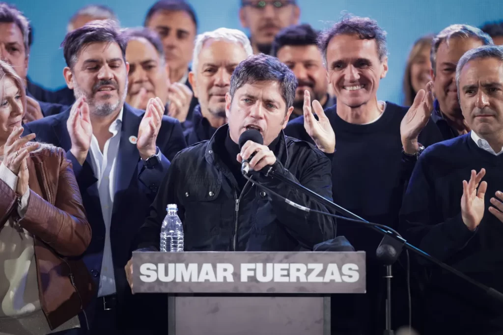 Kicillof "sacó pecho" por la campaña bonaerense y revalidó su decisión de desdoblar las elecciones provinciales.