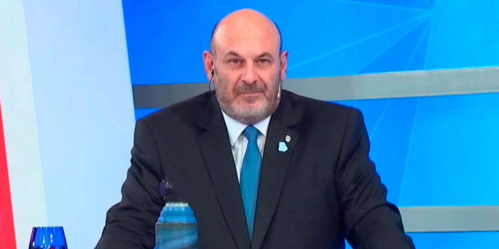 
El candidato a diputado nacional por la provincia de Buenos Aires que busca captar el voto del núcleo duro del peronismo.