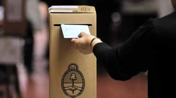 La aplicación para conocer los resultados de las elecciones 2025 incluye un instructivo sobre cómo utilizar la Boleta Única de Papel.