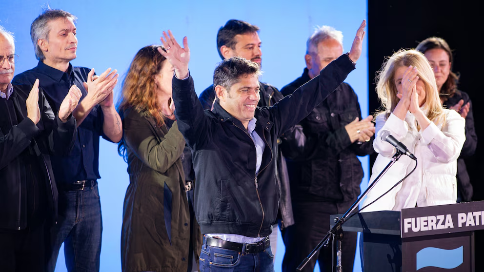 Pese al triunfo de LLA, Fuerza Patria retuvo las bancas que renovaba y sumó un escaño para la representación bonaerense en Diputados.