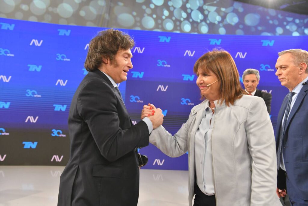 
Tras arrasar en las elecciones en CABA, Bullrich podrá tratar y votar el nuevo Código Penal desde su banca en el Senado.