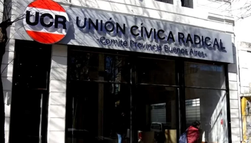 Tras haber ido divididos y sin sello propio en las elecciones 2025, la UCR bonaerense no logró sumar ninguna banca en las elecciones 2025.