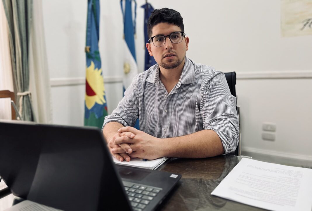 Nahuel Mittelbach El intendente de Florentino Ameghino, Nahuel Mittelbach, envió un mensaje a la interna de la UCR y se refirió a los resultados electorales.