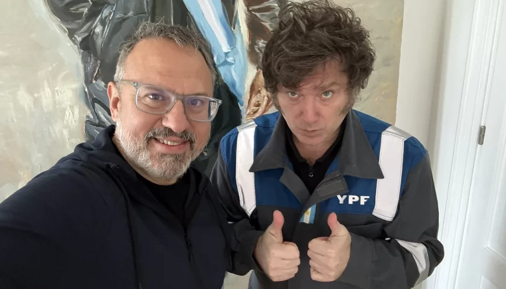 El intendente de Tres de Febrero, Diego Valenzuela, desafía al reciente diputado libertario, Diego Santilli, y se anota en la carrera por la gobernación en 2027. 