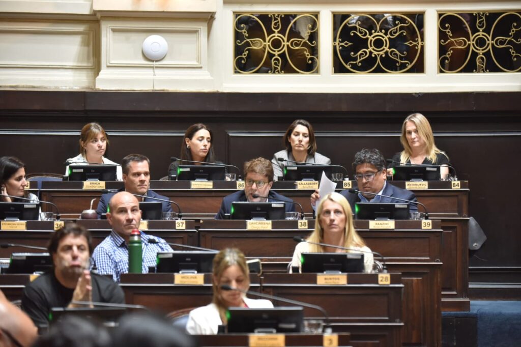 La oposición de la Legislatura bonaerense le bajó el tono al anuncio de Axel Kicillof sobre el Presupuesto 2026.