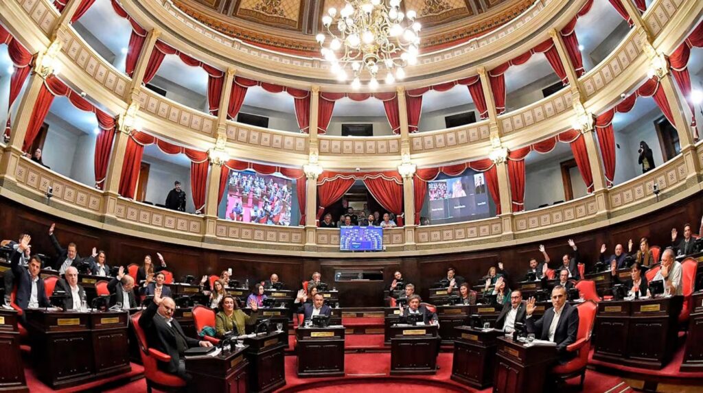 En caso de que el Senado bonaerense apruebe el proyecto de González, la paridad de género en la Defensoría tendrá fuerza de ley.